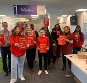 Foto de Rightio de: Show racism the red card