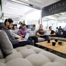 Foto de Tilt de: Hard at work