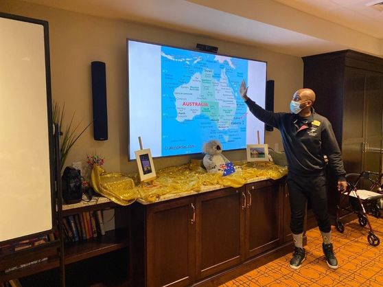 Foto de Brightview Senior Living de: An associate presenting a map. We are expanding communities every year!