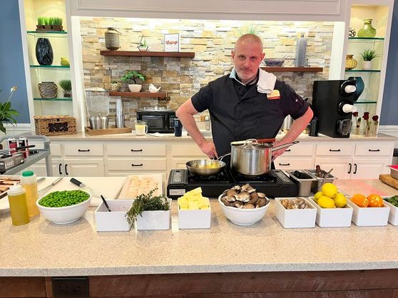 Foto de Brightview Senior Living de: All the fixings to make a great meal for our residents.