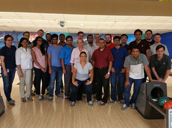 Foto de Microchip Technology de: Team building while bowling: this year’s New College Graduates from our Chandler office had a great time at this fun event.